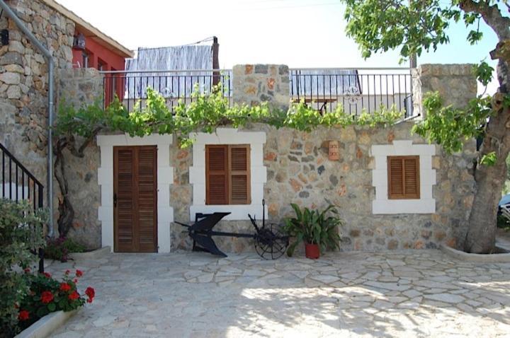 Holiday Home Finca Son Ramon Llubi Room photo